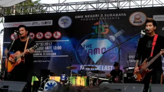 Lash child surabaya - lagu terakhir untukmu feat seluruh nafas ini, smkn 2 surabaya, romantis