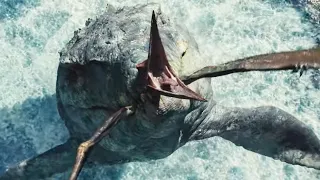 Mosasaurus eats Woman - Jurassic World (4K)