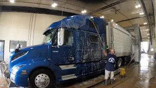 July 7, 2023/188 Trucking. Loaded at Shamrock farms. Verona, Virginia