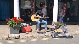 Street Musician:Talented Guitarist VibesTotnes AGAIN!