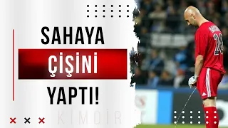 MAÇ ESNASINDA TUVALETİNİ YAPAN 10 FUTBOLCU! – NEREYE …….