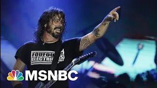 Foo Fighters’ Dave Grohl On Fear, Creativity, Success 'Addiction' And Nirvana Lessons