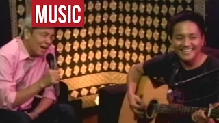 Jim Paredes feat. Ebe Dancel - "Batang Bata Ka Pa" Live!