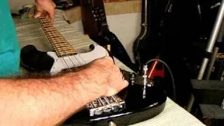 Fender Bass MIJ Geddy Lee Worth of Neck.AVI