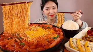 ASMR밀키트로 만든 부대찌개 먹방:)  Spicy Sausage Stew Mukbang