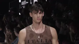 Dolce & Gabbana Spring-Summer 2023 Runway Show at Milan Fashion Week #MFW #SS23