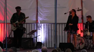 Jessica Born & Band, feat. Ali Neander - "The Thrill Is Gone"