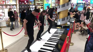 Despacito Luis Fonsi on Giant Piano | Pianoforte Gigante | Prestige Eventi