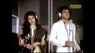 Bali Umar Ne Mera Haal Woh Kya { The Great Muhammad Aziz & Lata Mangeshkar} *Awaargi (1990)*