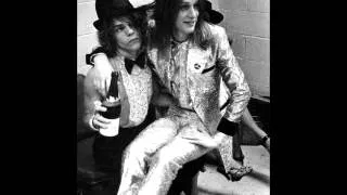 New York Dolls - Pills (Live Felt Forum NYC 1973