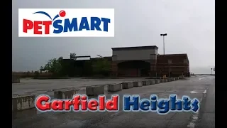 ABANDONED PetSmart At City View Center *DANGEROUSLY MOLDY* | Garfield Heights