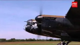 Lancaster bommenwerper vertrokken uit Eelde