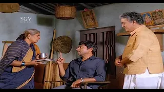 ಯಾರ್ ಯಾರಿಗು ಅನ್ನ ಕೊಡೋಕ್ಕಾಗಲ್ಲ… ಎಲ್ಲಾರಿಗು ಅನ್ನ ಕೊಡೋದು ಆ ದೇವರು | Dhruva Thare Kannada Movie Scene