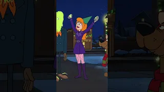 Daphnes Birthday Is On Christmas?! |  #wbkids #shorts #scoobydoo