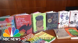 How QR Codes Allow Kids, Teens Free Access To Banned Books