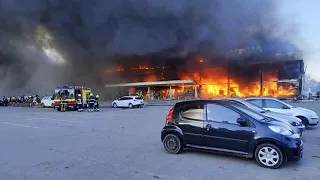 Zentralukraine: Einkaufszentrum beschossen - mehr als ein Dutzend Tote