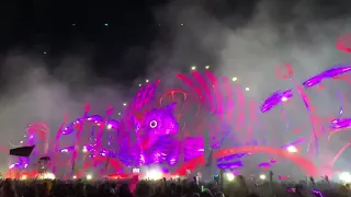 EDC Las Vegas 2021 - Tïesto playing his remix of Farruko’s “Pepas” - Kinetic Field - Day 2