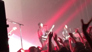 Fall Out Boy - Light Em Up @Tokyo