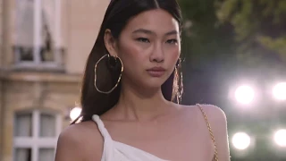 JACQUEMUS SS19 "LA RIVIERA" SHOW