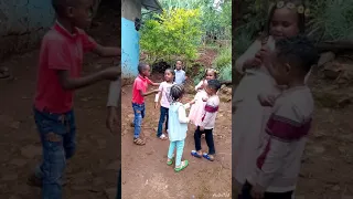 Rosa Rosina Ethiopian kids