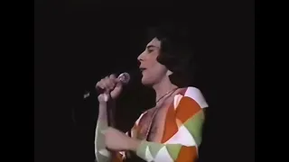 Queen Live Earl's Court 1977 (Bring Back That Leroy Brown/ Death On Two Legs)