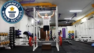 Most pull ups in one minute - Guinness World Records