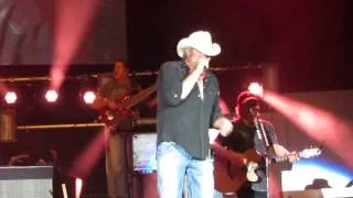 Toby Keith 'You Shouldn't Kiss Me Like This' Laughlin NV