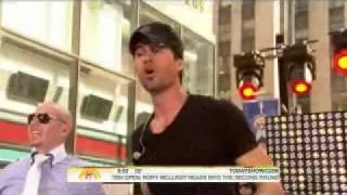 Enrique Iglesias - I Like It - Live du The Today Show 2010 feat. Pitbull