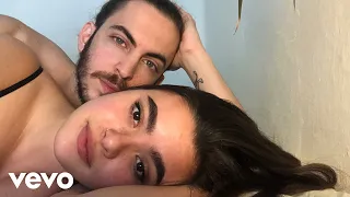 Dennis Lloyd - Never Go Back (Official Vertical Video)