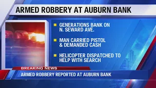 Police searching for suspect in Auburn armed robbery