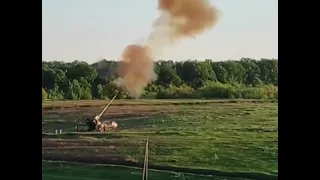 🇺🇦Ukrainian 2S7 Pion 203mm Heavy Artillery Working in the Kharkiv Region