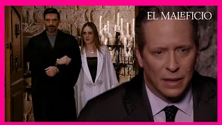 Thomas entrega a su hija como ofrenda para Bael | El Maleficio 2/4 | Capítulo 50