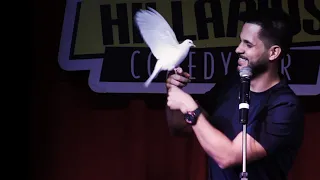 "QUERIA COM POMBO" - Stand-up Comedy Magic - CAIO MARTINS