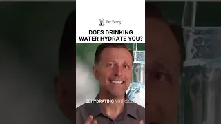 Did you know that water does not hydrate you?😱 💦 Watch this video to learn why! #drberg #keto