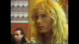 Dave Mustaine (Megadeth) - Headbangers Ball Interview (1990)