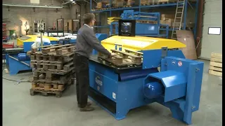 Dismantling wooden pallets with the Cekamon PalletSaw-W