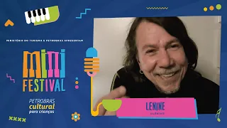 Lenine canta "Xô Pavão" - MINI FESTIVAL