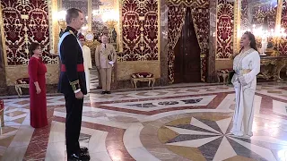 La nueva embajadora en España de Marruecos entrega las cartas credenciales a Felipe VI