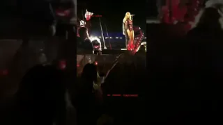 Gigi Hadid at reputation tour tiktok heartlyswiftie