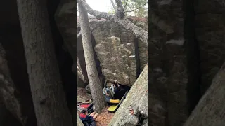 Harmonic Tremors V9, Lost City, Gunks, NY