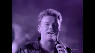 UB40 - Kingston Town 1989 (Official Music Video) Remastered