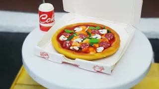 Making Miniature Cheesy  Pepperoni Pizza 🍕|polymer clay made