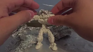 Clay Sculpture Tutorial: WW2 Bumblebee