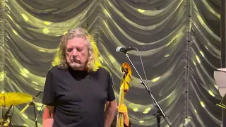 Robert Plant & Alison Krause perform “Fortune Teller” Live at Pine Knob 2022 (shot from row GGG)