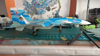 SU 33 " FLANKER " MINIBASE 1/48, VIDEO 13, CALCAS Y TAPAS DE LOS POZOS