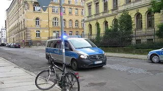 Z-PKW+GefKW Justiz+Sonderwagen SEK Sachsen+HGrKW Polizei Leipzig [Einsatzfahrt]