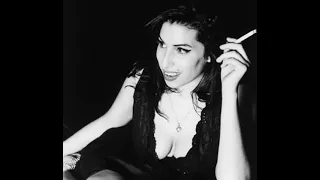 Amy Winehouse - Moody's Mood for Love (slowed)
