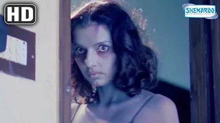 Urmila Sees a Ghost - Ajay Devgan - Bhoot Horror Scene (HD) Hit Bollywood Movie