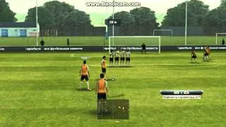 как забить c штрафного гол в Pes 13 пес 13