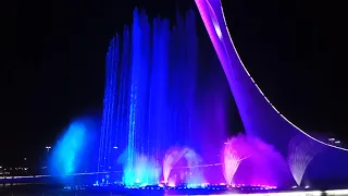 Поющий фонтан в Сочи.Фрагмент вечернего выступления.Завораживающее зрелище!